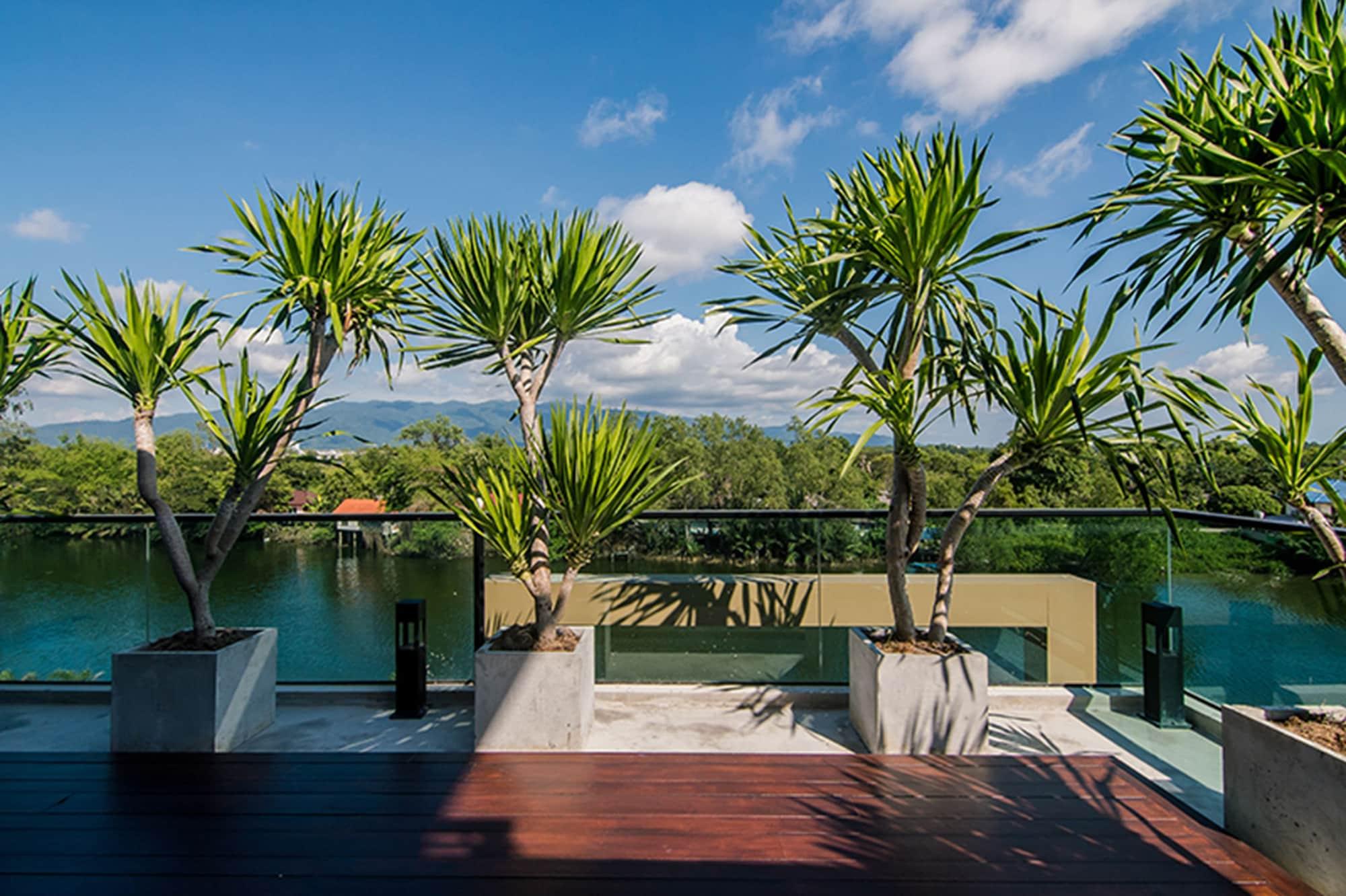 The Peak Hotel Chanthaburi Exterior photo